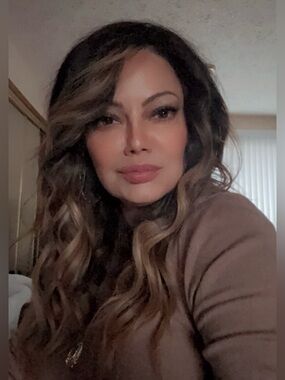 Meet your Posher, Felicia